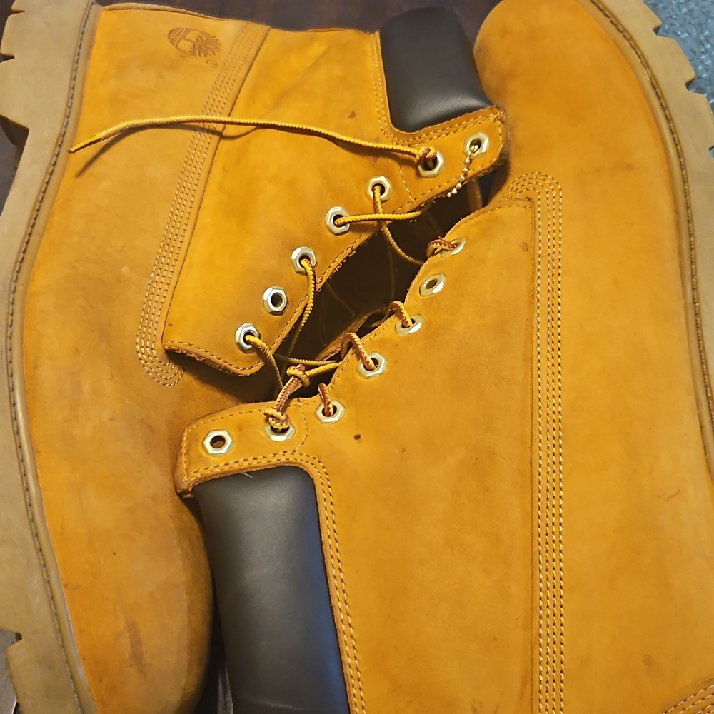 Timberland Classic TB018094 Size 15 Boot Men's Wheat Leather 6-Inch Waterproof